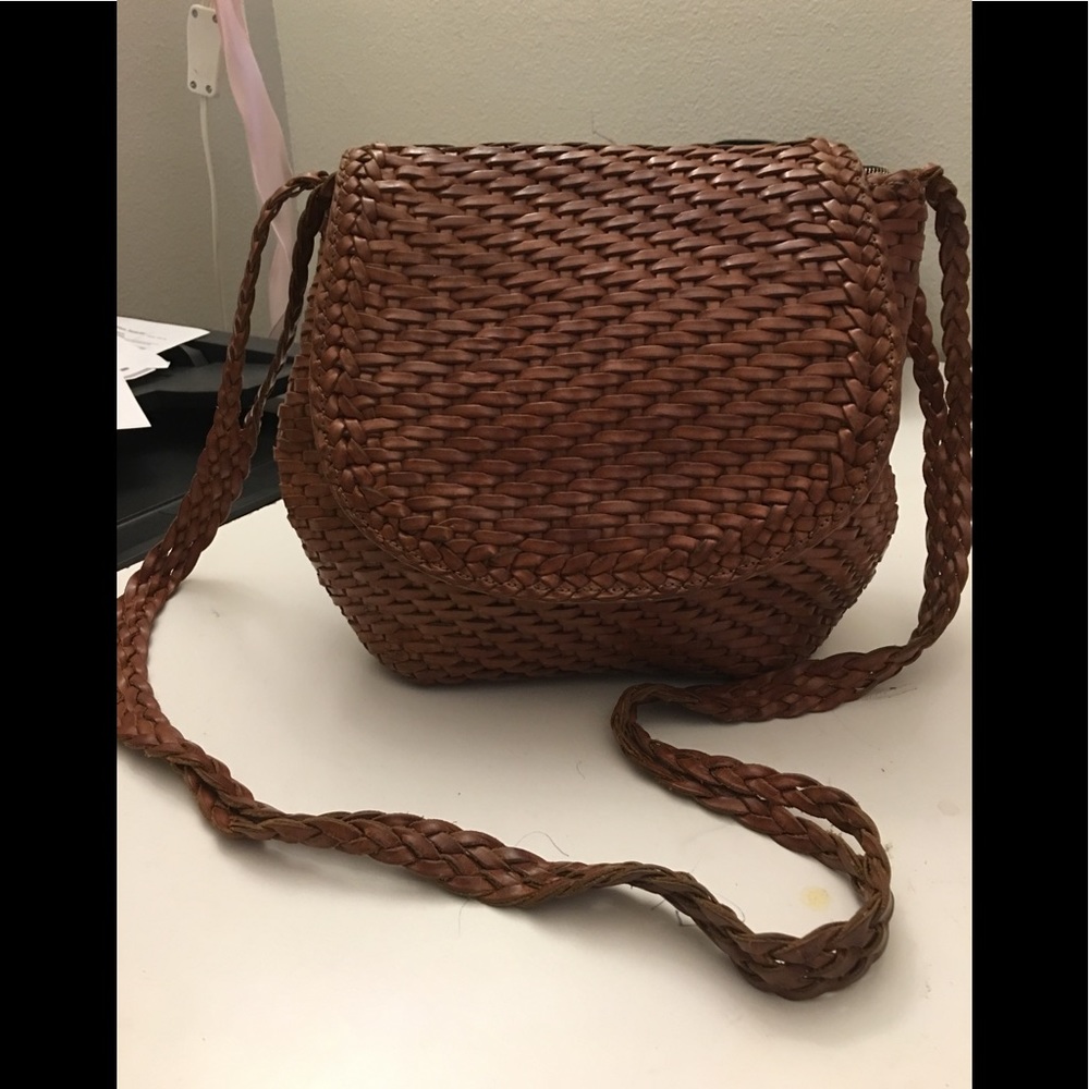 VECCHI By Hamilton Hodge CROSS BODY SADDLE BAG